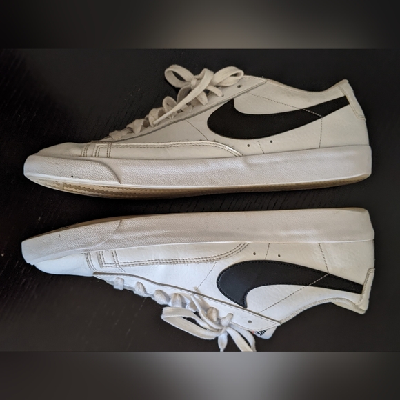 Nike low men's 12 GUC 🏃‍♂️👟 white n black classic leather - Picture 4 of 10